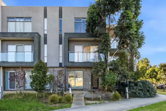 82 Ashcroft Avenue, Williams Landing, Vic 3027