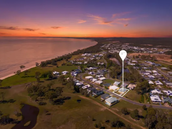82 Barramundi Drive, Burrum Heads, Qld 4659