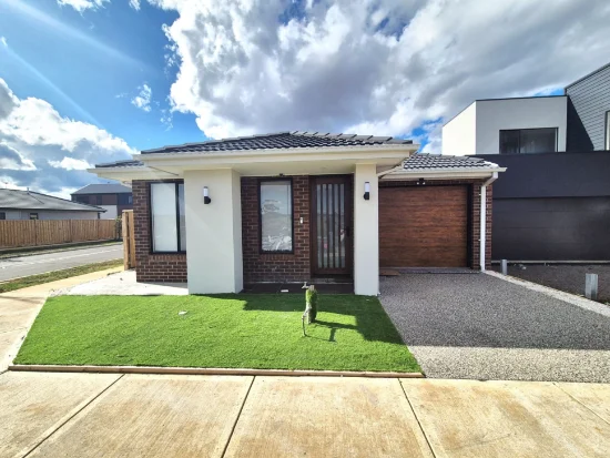 82 Brundell Avenue, Rockbank, Vic 3335