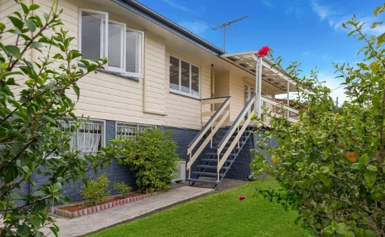 82 Eversleigh Road, Scarborough, Qld 4020