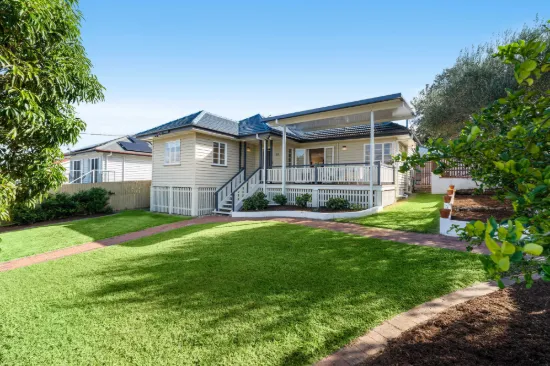 82 Florence Street, Carina, Qld 4152