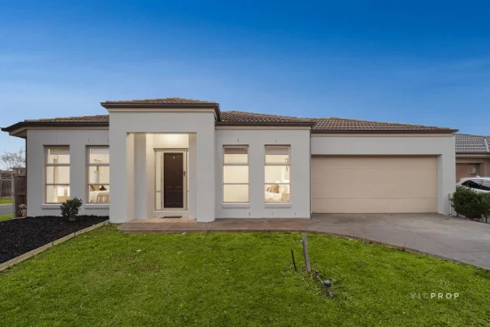 82 Fongeo Drive, Point Cook, Vic 3030 - Sold