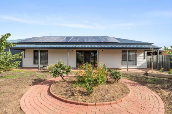 82 North Terrace, Moonta Bay, SA 5558