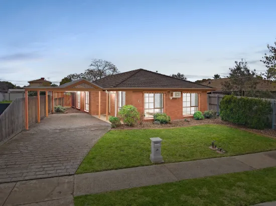 82 Tamarind Crescent, Werribee, Vic 3030