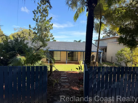 83 Coondooroopa Drive, Macleay Island, Qld 4184