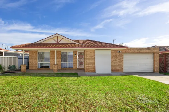 83 Dalman Parkway, Glenfield Park, NSW 2650