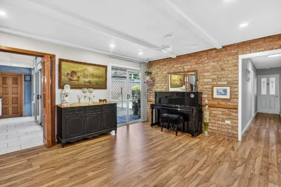 83 Joseph Banks Drive, Kings Langley, NSW 2147-Image