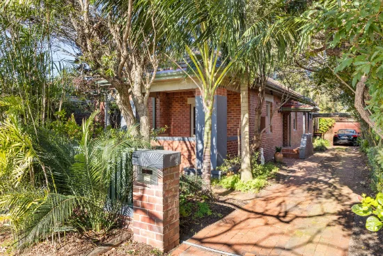 83 Kemp Street, Hamilton South, NSW 2303