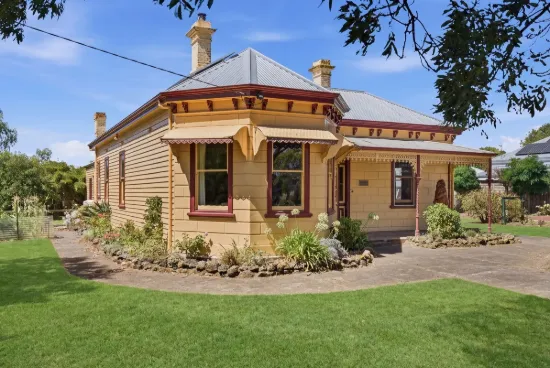83 Princes Highway, Port Fairy, Vic 3284