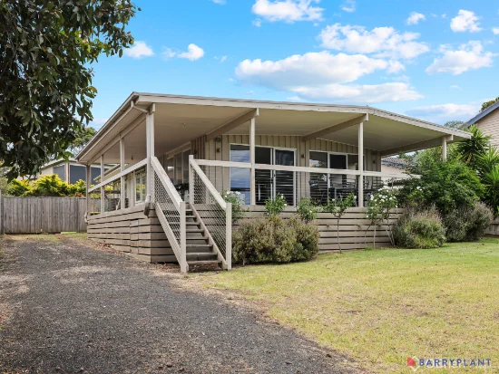 83  Red Rocks Road, Cowes, Vic 3922