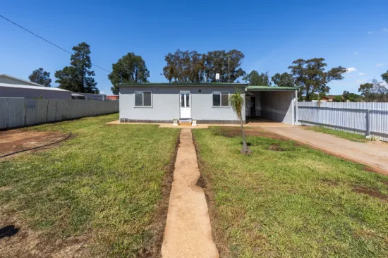 83 Stinson Street, Coolamon, NSW 2701