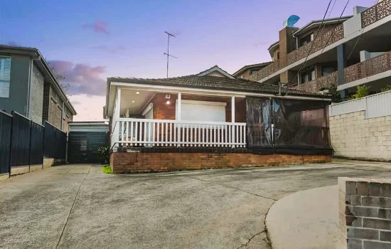 830 Hume Highway, Bass Hill, NSW 2197