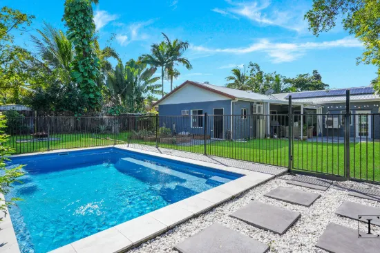 84 Baronia Crescent, Holloways Beach, Qld 4878