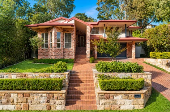 84 Beaumaris Drive, Menai, NSW 2234