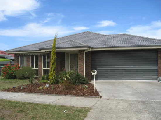 84 McGregor Road, Pakenham, Vic 3810