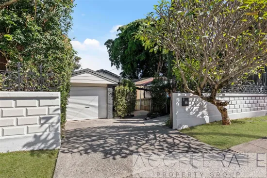 85 Adamson, Wooloowin, Qld 4030