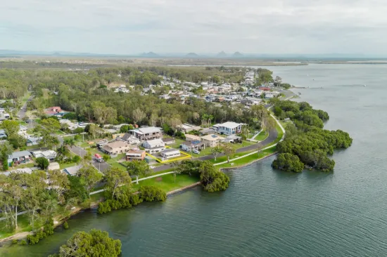 85 Esplanade, Toorbul, Qld 4510