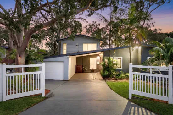 85 Lakin Street, Bateau Bay, NSW 2261
