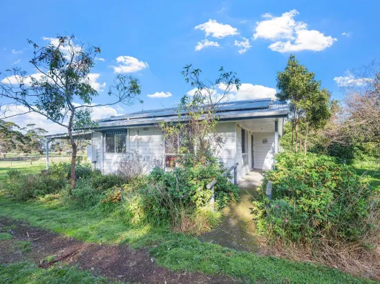 856 Koroit-Woolsthorpe Road, Woolsthorpe, Vic 3276
