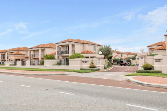 86/160 West Coast Drive, Sorrento WA 6020-Image