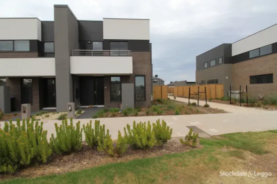 86 Flatbush Avenue, Point Cook, Vic 3030