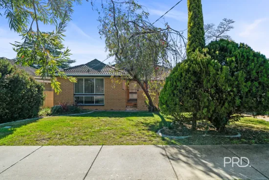 86 Raye St, Tolland, NSW 2650