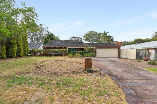 86 Regency Drive, Thornlie, WA 6108 - For Rent