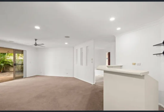 86 Santa Cruz Boulevard, Clear Island Waters, Qld 4226-Image