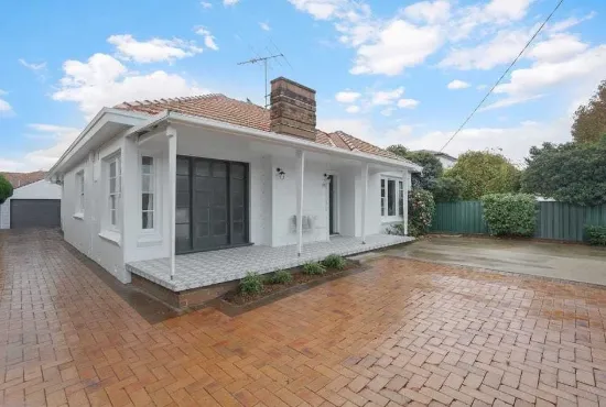 86 Stewart Avenue, Hamilton South, NSW 2303