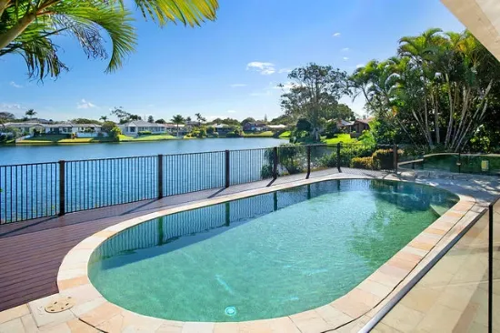 86 Wild Duck Drive, Mermaid Waters, Qld 4218