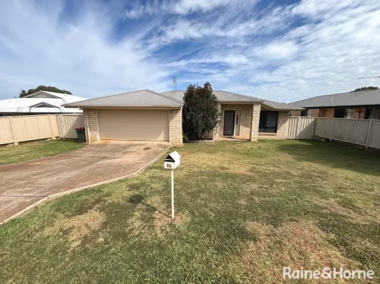 86 Windsor Circle, Kingaroy, Qld 4610