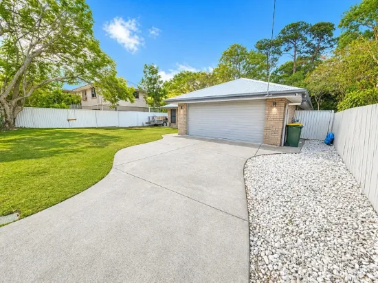 862 BEACHMERE ROAD, Beachmere, Qld 4510