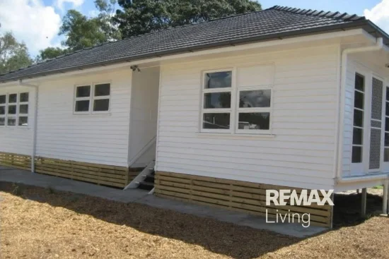 868A Beachmere Road, Beachmere, Qld 4510 - For Rent