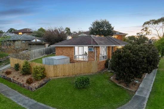 87 Chalcot Drive, Endeavour Hills, Vic 3802 - For Sale