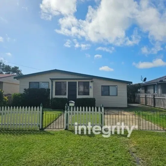 87 Comarong Street, Greenwell Point, NSW 2540