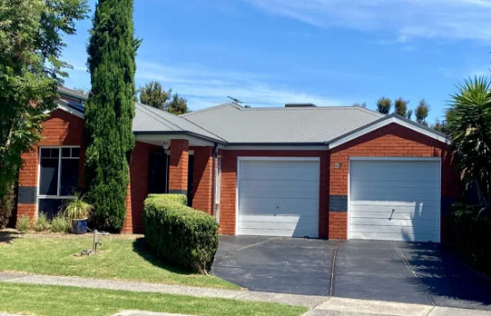 87 Golf Links Road, Berwick, Vic 3806 - For Rent