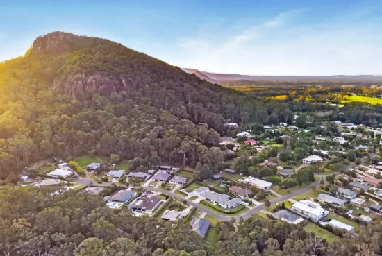 87 Springburn Drive, Glass House Mountains, Qld 4518
