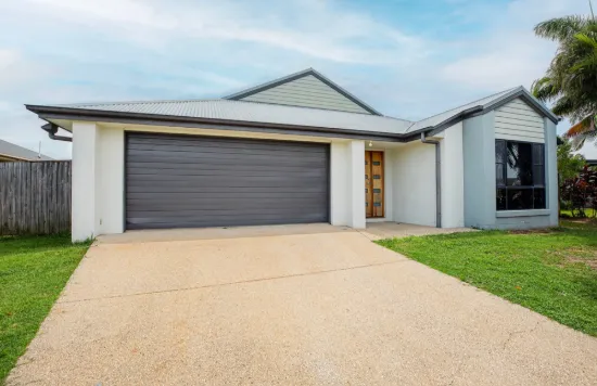 87 Whitehaven Drive, Blacks Beach, Qld 4740