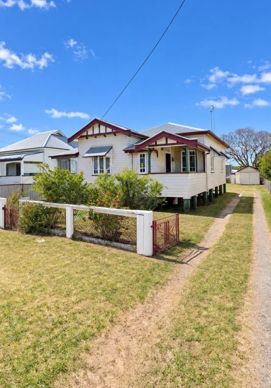 87 Wood Street, Warwick, Qld 4370 - For Rent