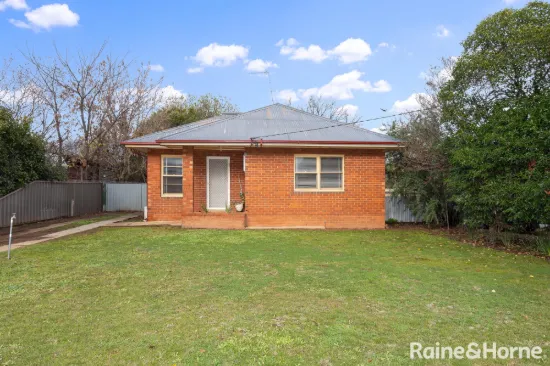 88 Fernleigh Road, Mount Austin, NSW 2650