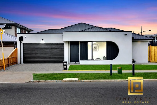 88 FUCHSIA DRIVE, Rockbank, Vic 3335