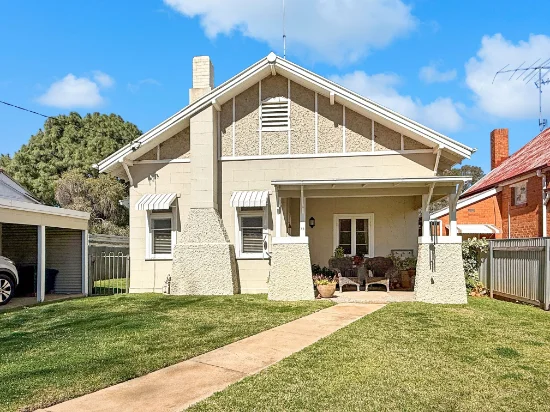 88 Larmer Street, Narrandera, NSW 2700