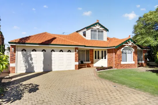 88 Roxburgh Circle, Kinross, WA 6028