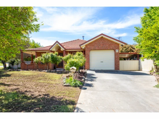89 Crawshaw Crescent, Glenroy, NSW 2640