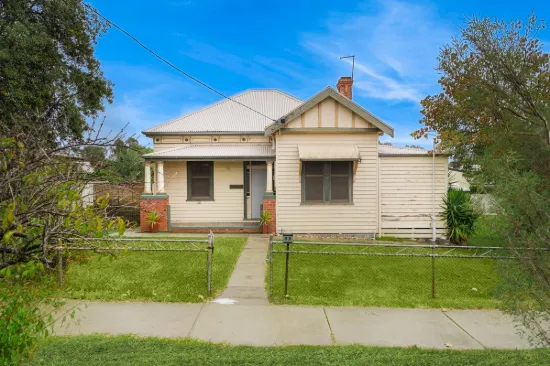 89 High Street, Avoca, Vic 3467