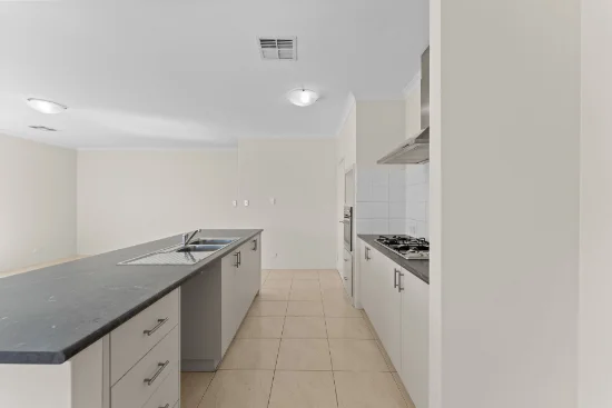 89 Lake Valley Drive, Lakelands WA 6180-Image
