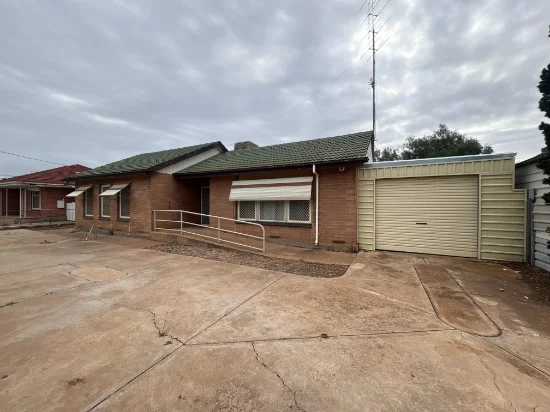 89 McDouall Stuart Avenue, Whyalla Stuart, SA 5608