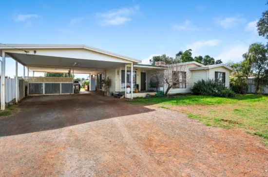 89 North Terrace, Victory Heights, WA 6432