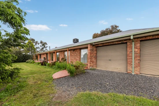 89 Steels Creek Rd, Yarra Glen, Vic 3775