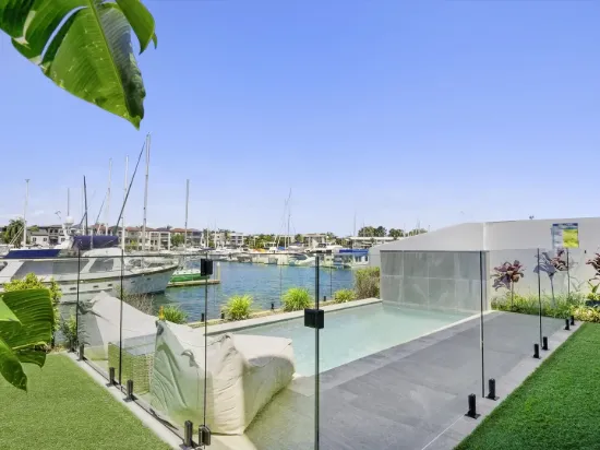 8944 The Point Circuit, Hope Island, Qld 4212